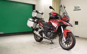 BENELLI TRK251 2025