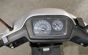 SUZUKI ADDRESS V100 CE11A