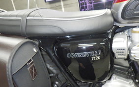 TRIUMPH BONNEVILLE T120 2024