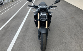 HONDA CB650R E-Clutch 2025 RH17