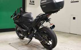 YAMAHA YZF-R25 2023 RG43J
