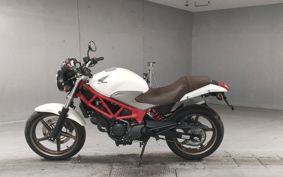 HONDA VTR 250 MC33