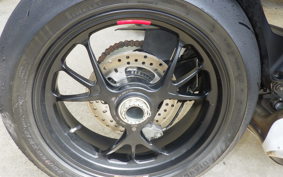 DUCATI STREETFIGHTER V4 S 2025