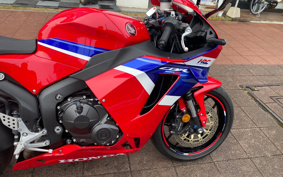 HONDA CBR600RR ABS 2024 PC40