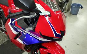 HONDA CBR600RR 2025 PC40