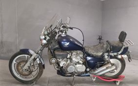 HONDA MAGNA 750 RC28