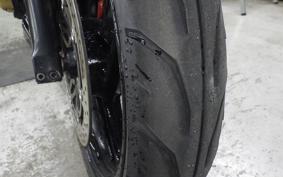 KAWASAKI ZRX400 2001 ZR400E