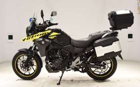SUZUKI Vｽﾄﾛｰﾑ250A