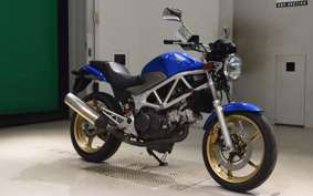 HONDA VTR 250 Gen. 2 2015 MC33