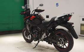 SUZUKI Vｽﾄﾛｰﾑ250A
