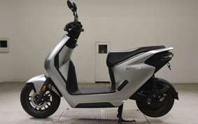 HONDA EM1E: 2004 EF16