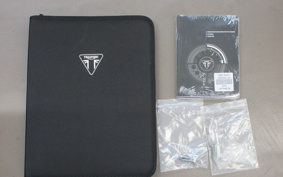 TRIUMPH  TRIUMPH  STREET  SCRAMBLER  2025 D5BG2X