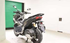 HONDA ADV150
