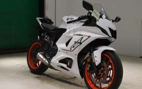 YAMAHA YZF-R7 2024 RM39J