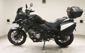 SUZUKI Vｽﾄﾛｰﾑ650A 2019 C733A