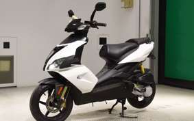 APRILIA SR50R