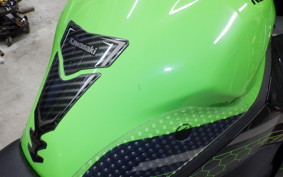 KAWASAKI ZX-25R ZX250E