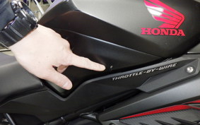HONDA CBR250RR 1997 MC51