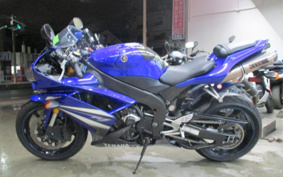 YAMAHA YZF-R1 2011 RN20