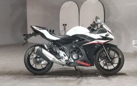 SUZUKI GSX250 R DN11A