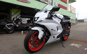 YAMAHA YZF-R7 2023 RM39J