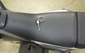 HUSQVARNA SVARTPILEN 125