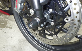 TRIUMPH STREET TRIPLE RS 2025