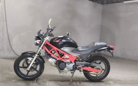 HONDA VTR 250 MC33