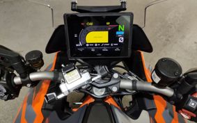 KTM 1290 SUPER  DUKE GT 2023 V6940
