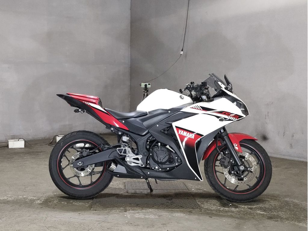 Фото Yamaha YZF-R25 с японского аукциона
