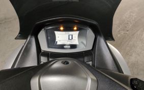 YAMAHA N-MAX 125 SEG6J