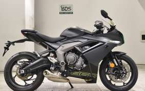 TRIUMPH DAYTONA 660 2025