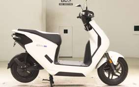 HONDA EM1 e: EF16