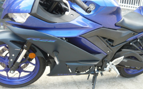YAMAHA YZF-R25 ABS RG74J