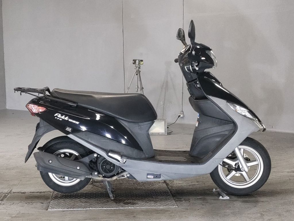 Фото Suzuki ADDRESS V125 с японского аукциона