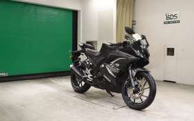 YAMAHA YZF-R15 2026