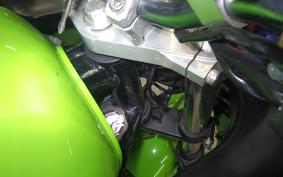 KAWASAKI GPZ900R NINJA 2002 ZX900A