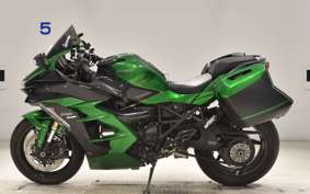 KAWASAKI NINJA H2 SX SE 2018 ZXT02A