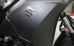 SUZUKI Vｽﾄﾛｰﾑ250A 2025