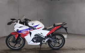 HONDA CBR125R JC50