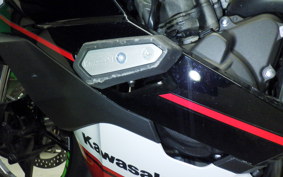 KAWASAKI ZX-25R ZX250E