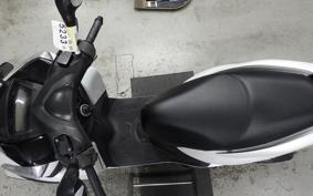 YAMAHA TRICITY 125 2008 SE82J