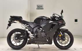 HONDA CBR600RR 2024 PC40