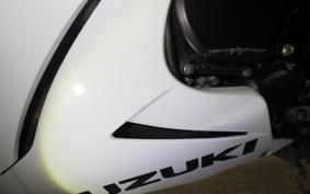 SUZUKI GSX-R600 2011