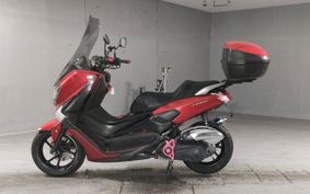 YAMAHA N-MAX 125 SE86J