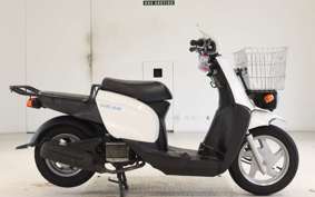YAMAHA GEAR Gen.2 2013 UA08J