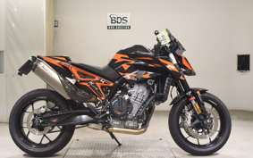 KTM 890 DUKE GP 2023