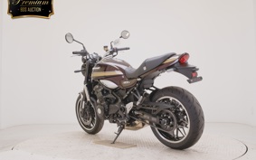 KAWASAKI Z900RS 2025 ZR900K