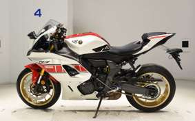 YAMAHA YZF-R7 2022 RM39J
