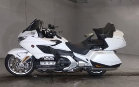 HONDA GL1800 TOUR DCT SC79